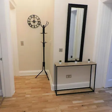 Beautiful 3 Bed Apt In The City Centre Glasgow Exterior photo