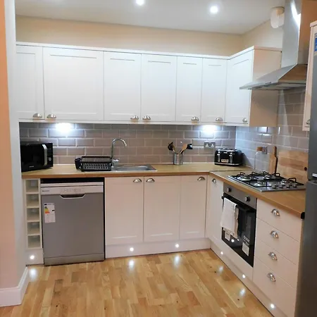 Beautiful 3 Bed Apt In The City Centre Glasgow Exterior photo