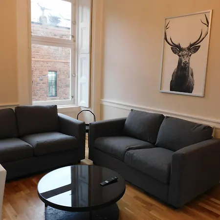 Beautiful 3 Bed Apt In The City Centre Glasgow Exterior photo