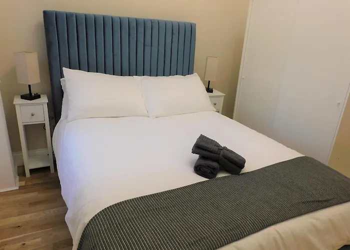 Beautiful 3 Bed Apt In The City Centre
